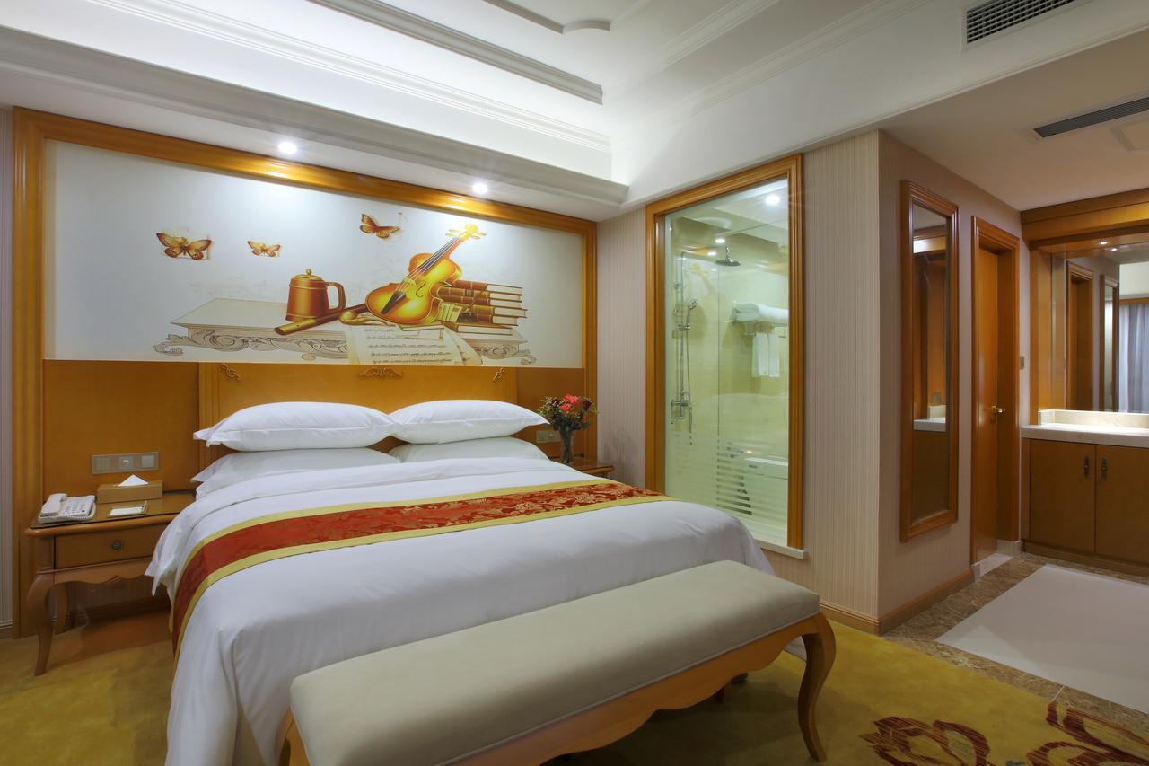 Venus International Hotel Shanghai South Shenjiang Road Zewnętrze zdjęcie